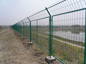 高速公路框架栏杆护栏